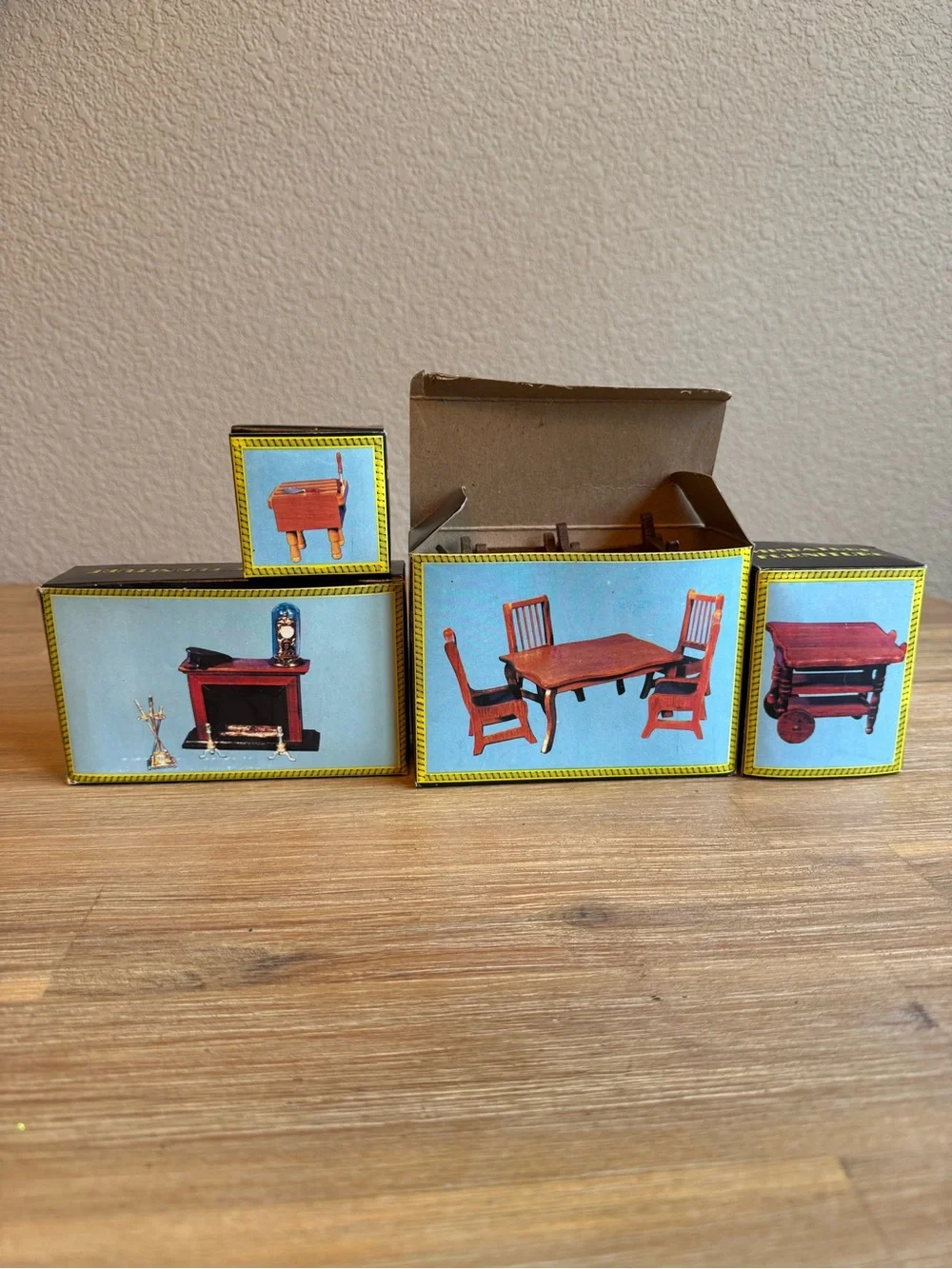 Miniature Wooden Dollhouse Furniture Set - Brown BRINN’S PA